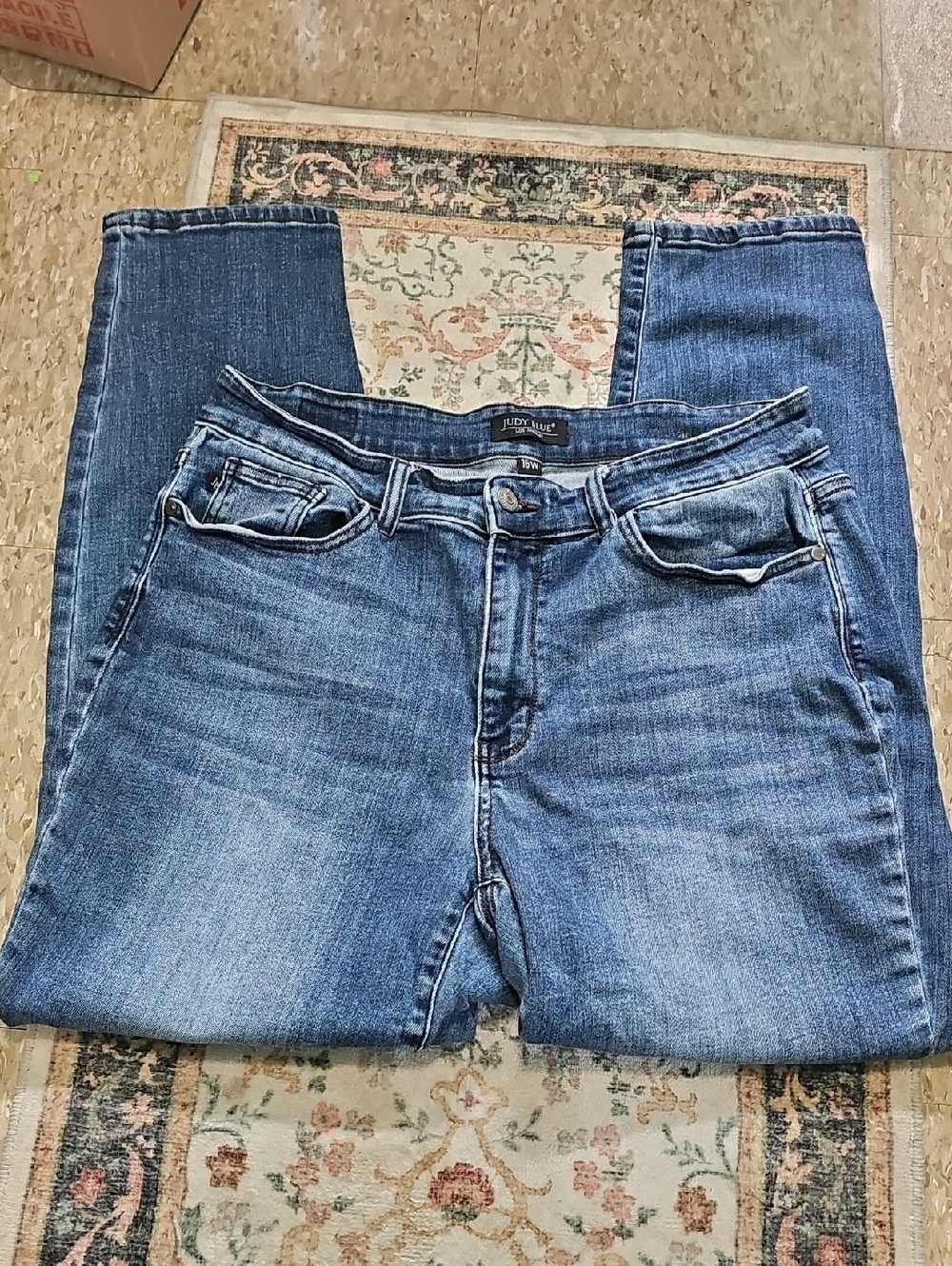 Judy Blue Faded Blue High-Rise Straight Jeans Size 16W Stretch